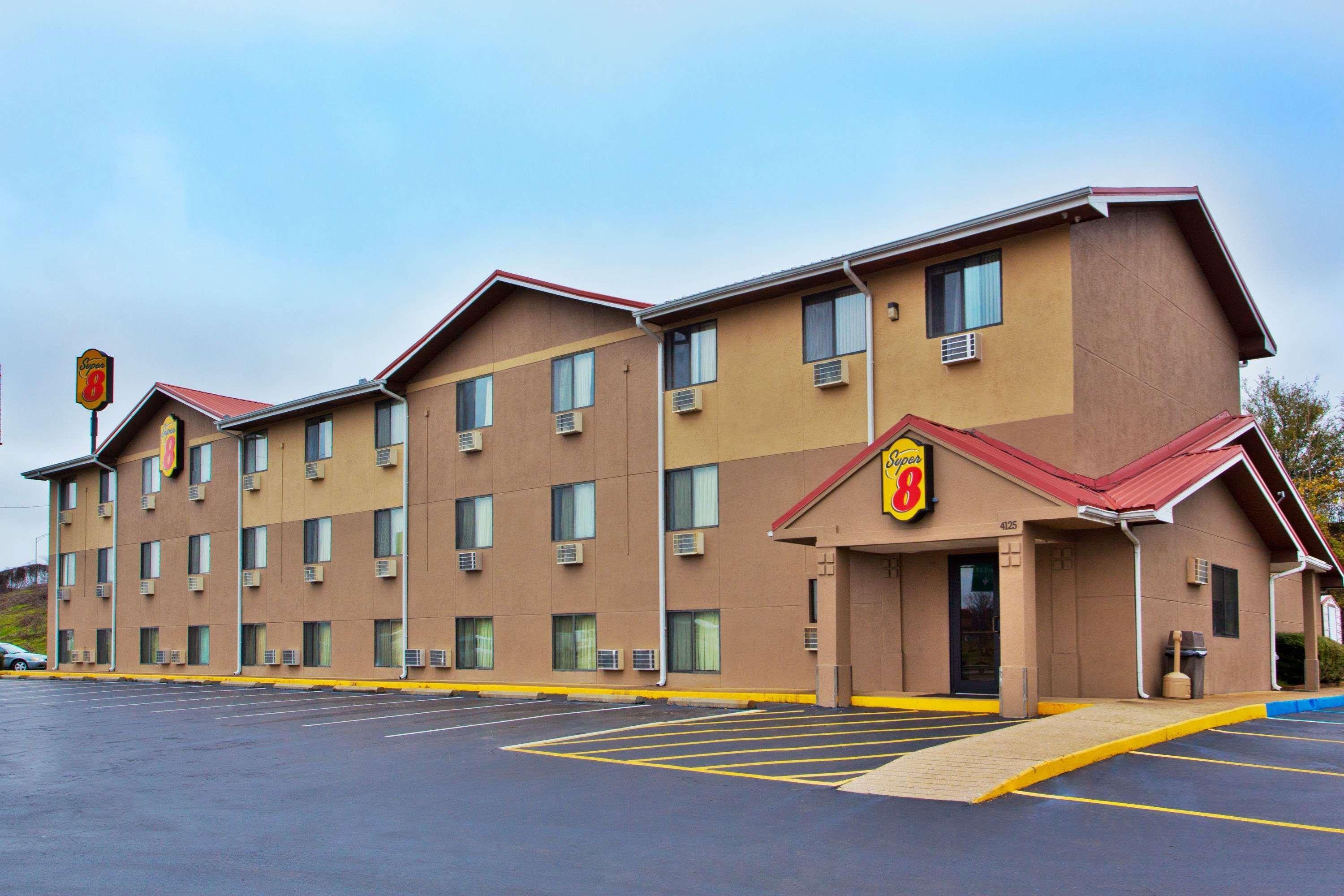Super 8 By Wyndham Tuscaloosa Hotel Eksteriør billede
